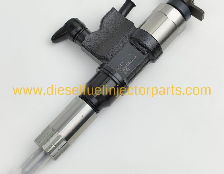 ISUZU 095000-8170 Common Rail Fuel Injector Nozzle Diesel Injector Assy 8-98121163-2