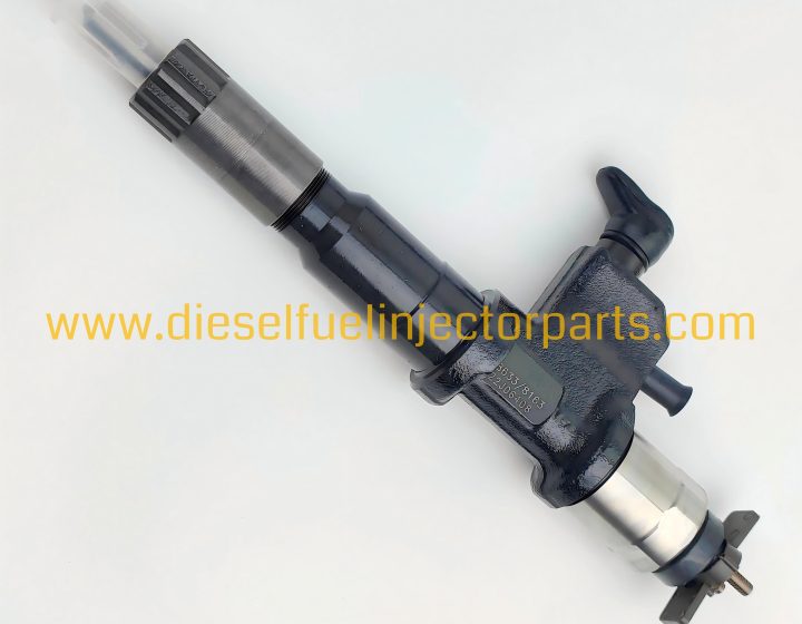 095000-8633 Common Rail Injector Nozzle 8-98139816-3 Diesel Fuel Injector for DIESEL CAR