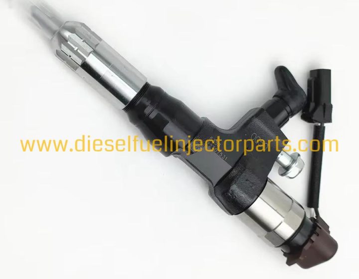 Common Rail Fuel Injector 23670-E0050 095000-6353 23910-1440 for Diesel Engine