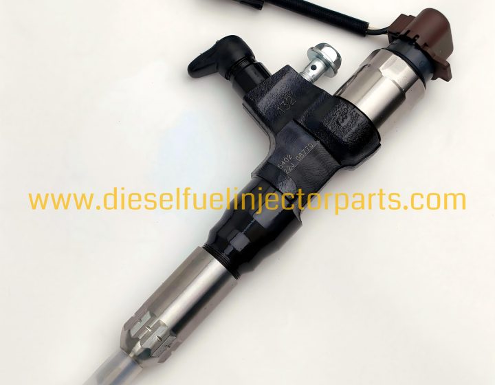 Diesel Common Rail Injector 23670-E0281 095000-5402 for Toyota D-4D Engine