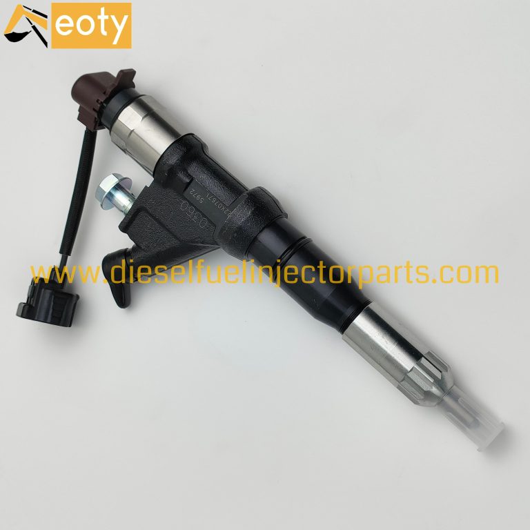 23670-E0360 Common Rail Injector 095000-5972 Diesel Fuel Injector for Excavator Engine
