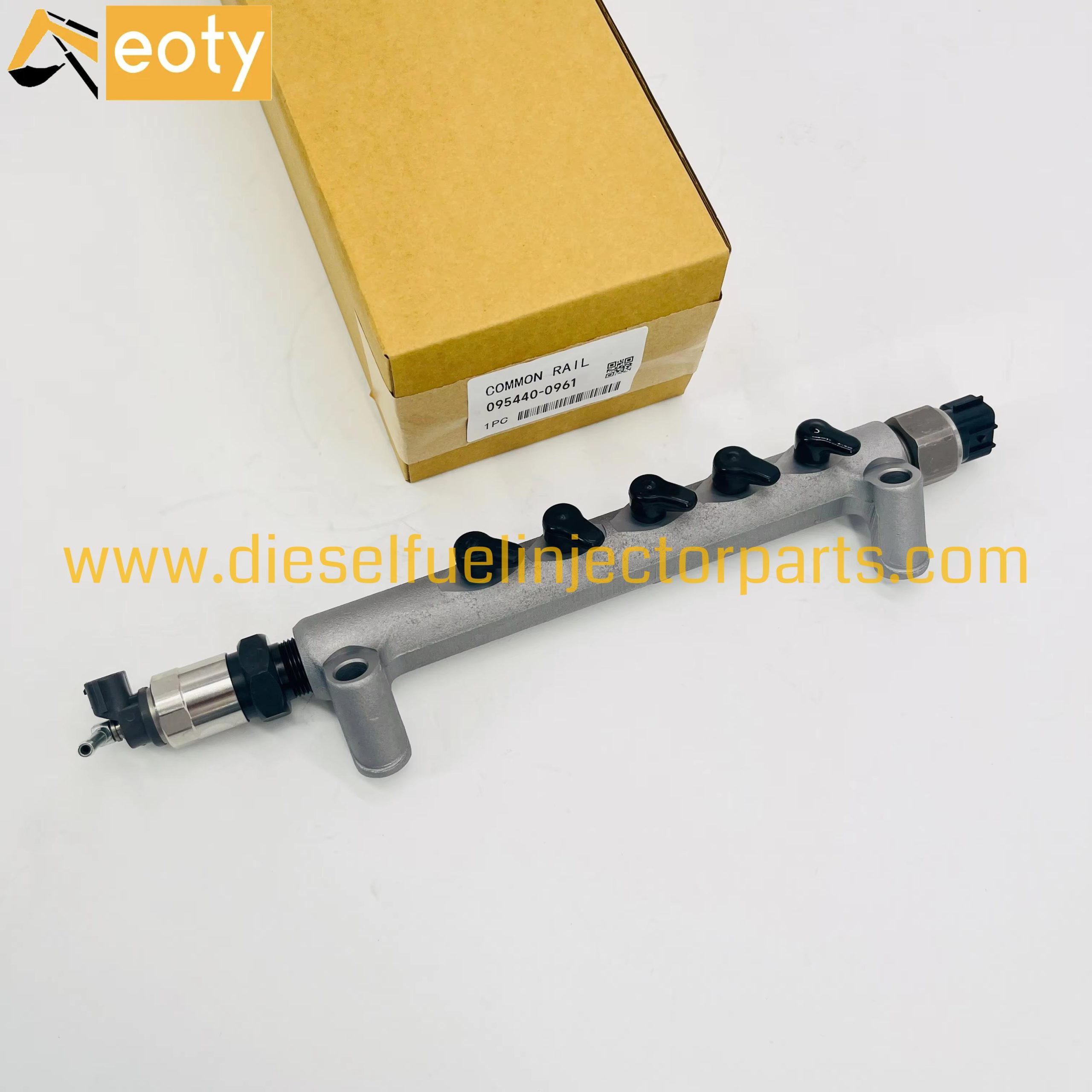 Toyota 1KD/2KD Diesel Common Rail Pipe 23810-30110 with Pressure Sensor 095440-0961
