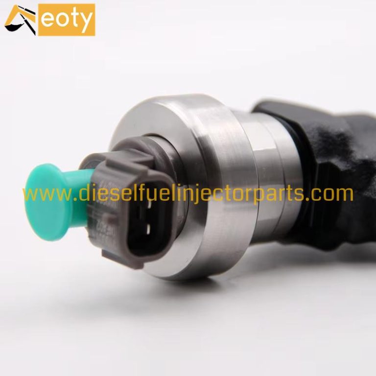 Isuzu 4JJ1 Common Rail Fuel Injector 8-98106693-0/-1/-2 095000-8340 Diesel Engine Part