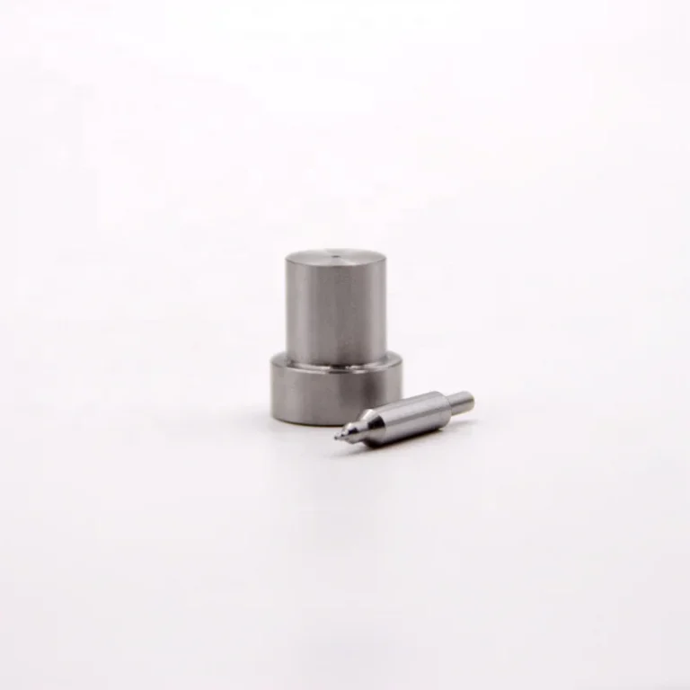 DN0PDN121 Fuel Injector Nozzle 093400-8220 PDN121 for Mitsubishi 4D56 Engine