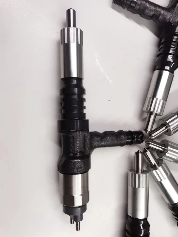 Reman Komatsu Common Rail Injector 095000-6290 6245-11-3100 Diesel Fuel Injection