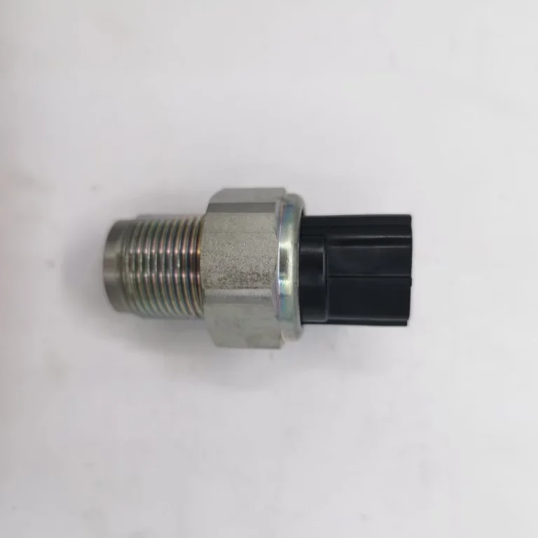 Common Rail Pressure Sensor 0281006035 for Excavator Diesel Engine Fuel Injection System