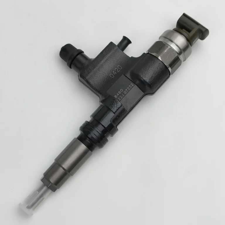 Remanufactured Common Rail Injector 095000-8480 for NO4C Diesel Engine Assembly