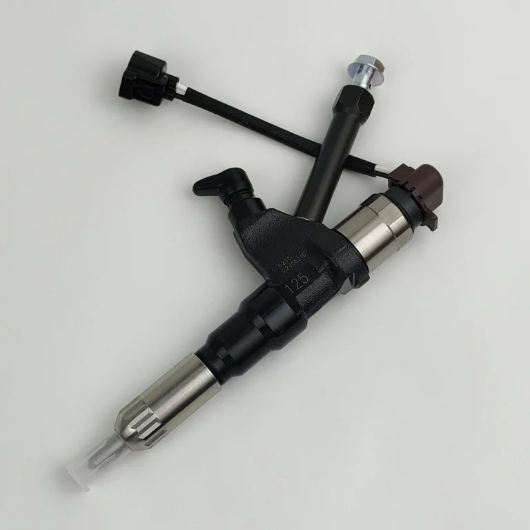 Remanufactured Common Rail Injector 095000-5215 095000-5212 095000-5214 for P11C Engine SK450 Excavator