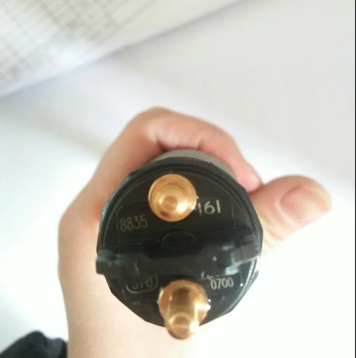 Cummins Common Rail Injector 0445120161 0 445 120 161 4988835 Diesel Fuel Injector