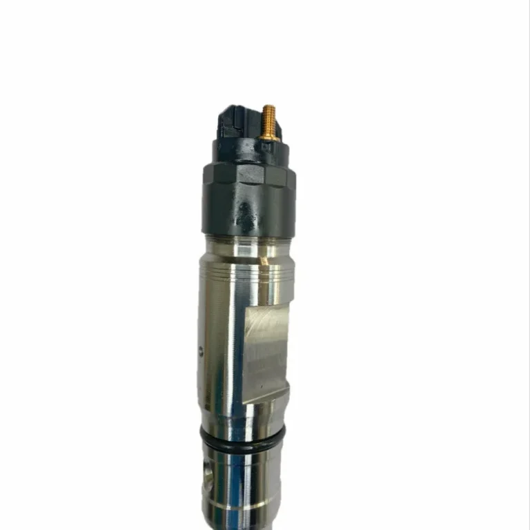 RVI Common Rail Fuel Injector 0445120137 0445120136 7421006086 New Diesel Engine Part