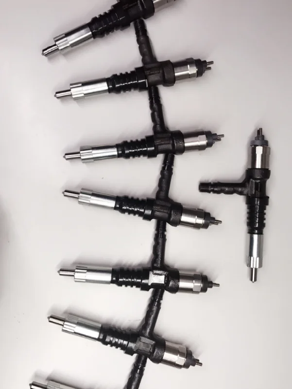 Reman Komatsu Common Rail Injector 095000-6290 6245-11-3100 Diesel Fuel Injection