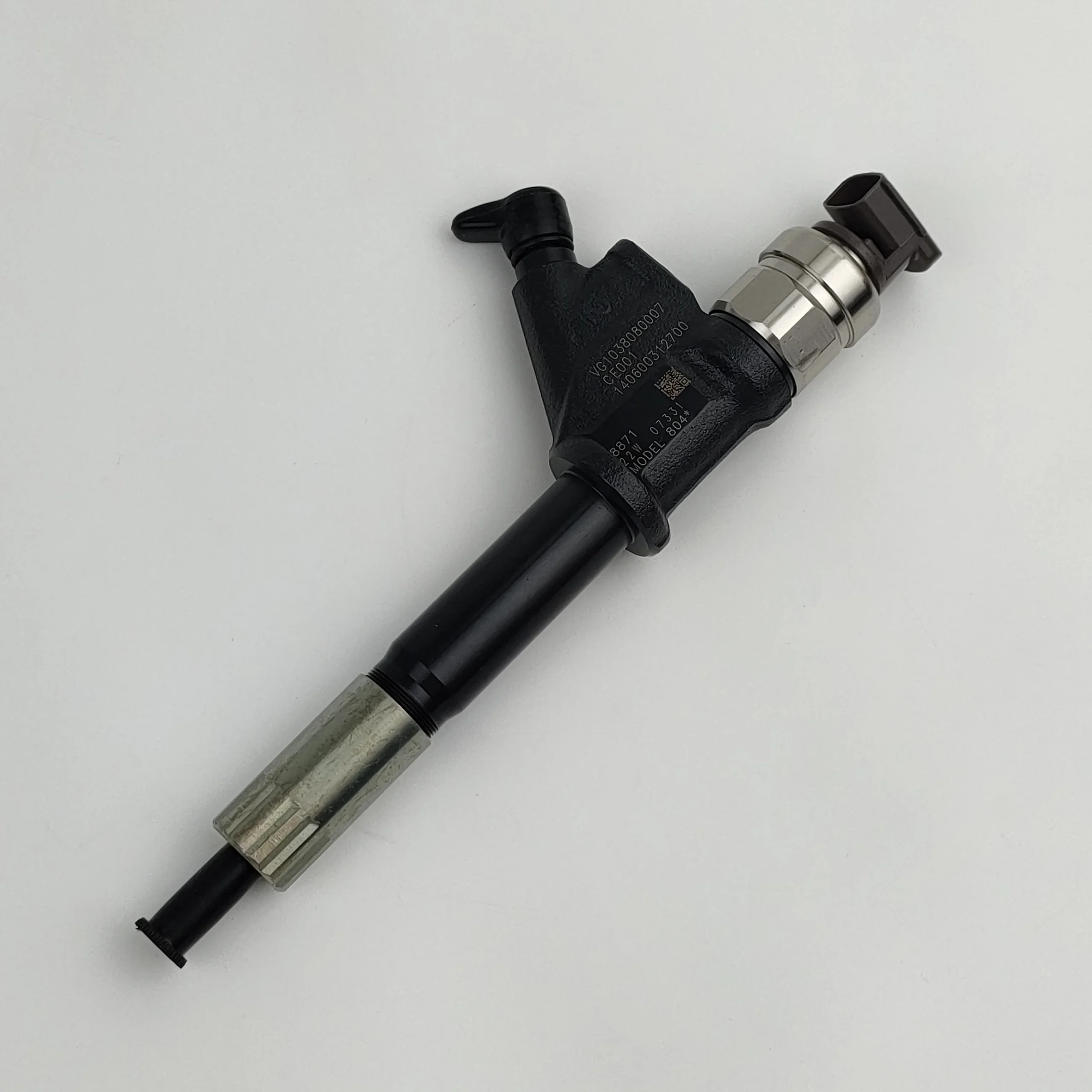 Genuine Reman Common Rail Injector 095000-8871 VG1038080007 for Sinotruk Howo D10 Engine