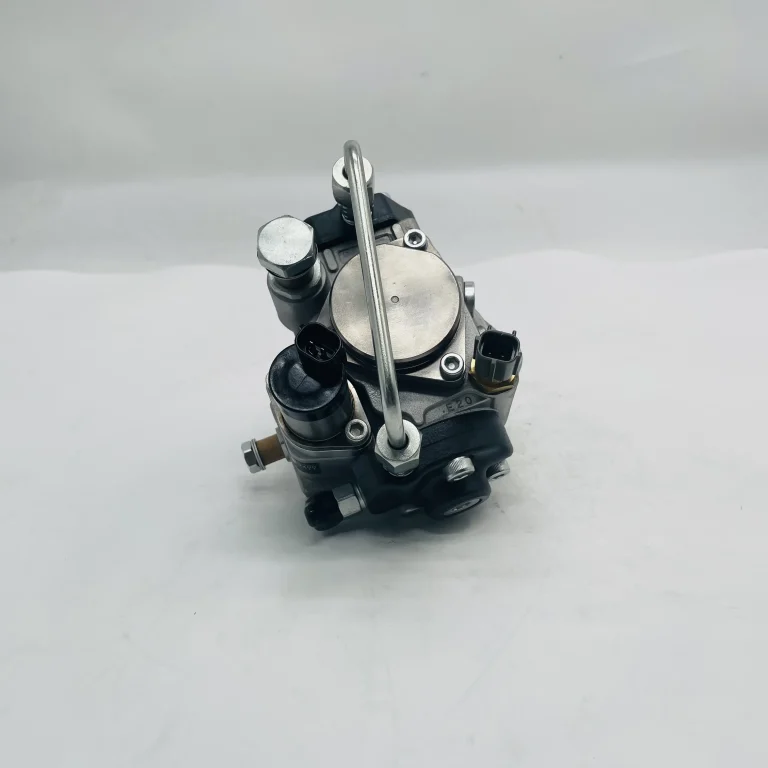 Hino J05D Common Rail Injection Pump 294000-2420/2421/2422/2424/2425 22100-E0581