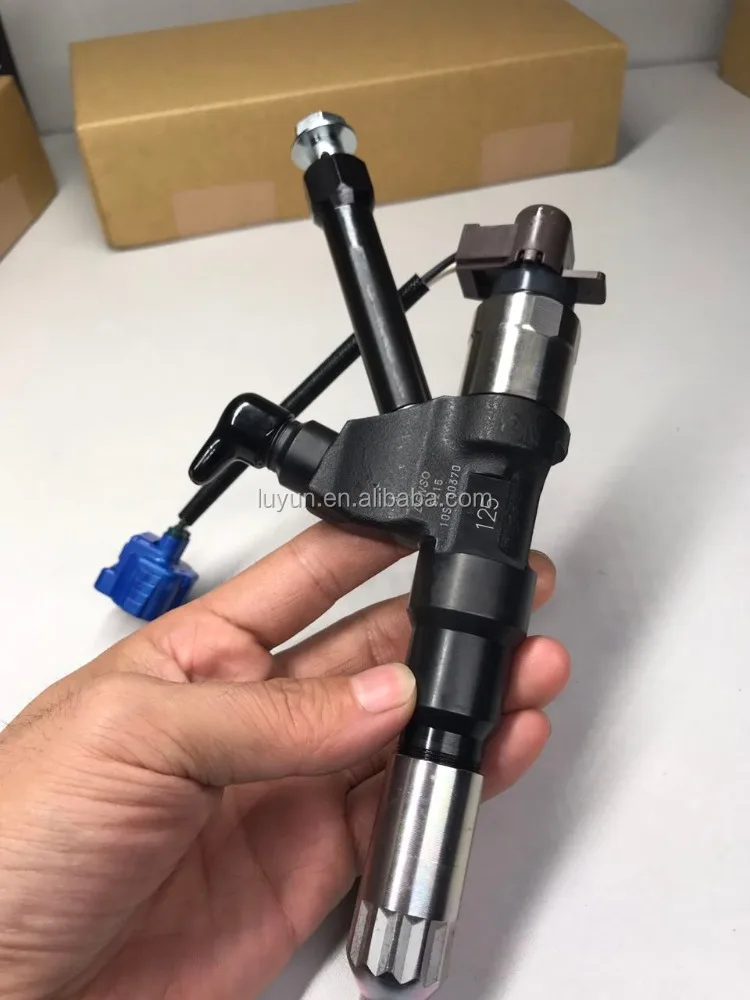 Remanufactured Common Rail Injector 095000-5215 095000-5212 095000-5214 for P11C Engine SK450 Excavator