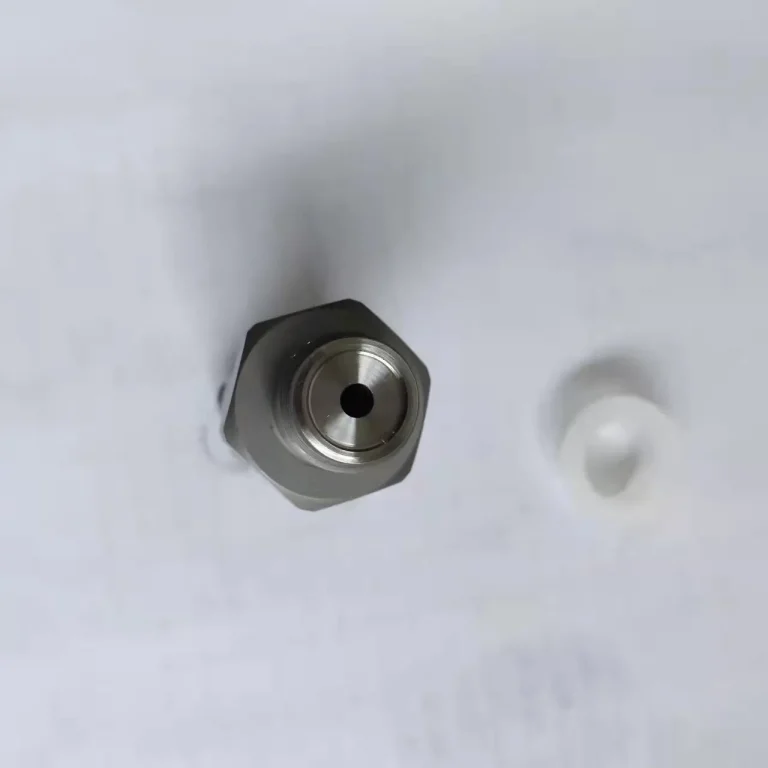 MAN Truck Common Rail Fuel Pressure Limiting Relief Valve F00R000775 1110010035 1110010032