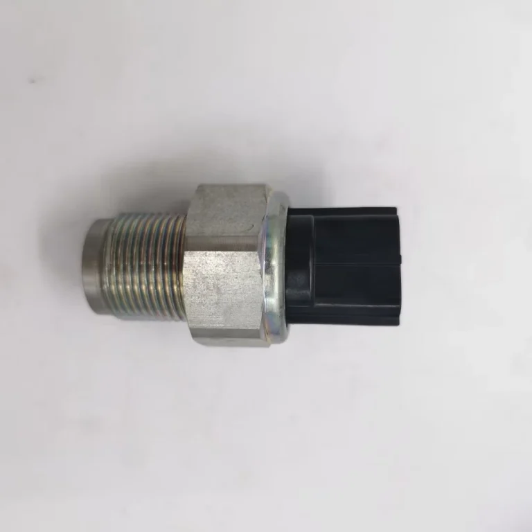 Common Rail Pressure Sensor 0281006035 for Excavator Diesel Engine Fuel Injection System