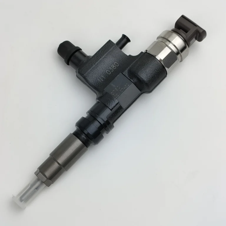 1KD Common Rail Diesel Injector 295050-0760 295050-0761 Remanufactured 23670-E9260 23670-E0380