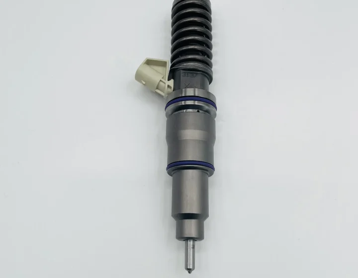 Volvo Common Rail Fuel Injector Nozzle 03587147 BEBE4C06001 L231PBC Stainless Steel Diesel