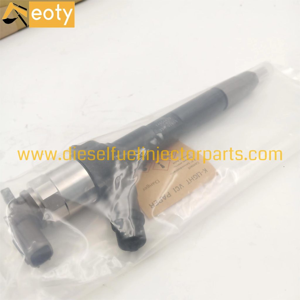 Common Rail Diesel Fuel Injector 295050-1200 / ED0050101680S for Nissan Engines