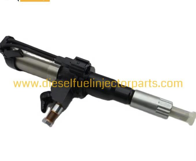 Reman Common Rail Fuel Injector 095000-0073 for Toyota Hilux VIGO 2KD Diesel Engine
