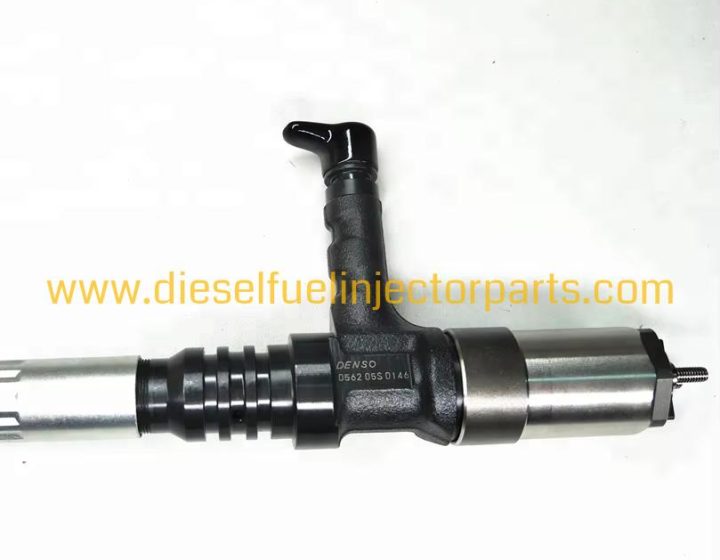 DENSO Common Rail Diesel Injector 095000-0562, 6218-11-3101 for Komatsu PC600-8 Engine
