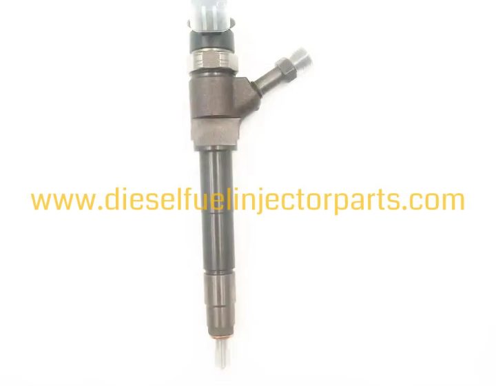 Common Rail Diesel Fuel Injector 0445110250 0445110661 for Toyota 2KD Engine