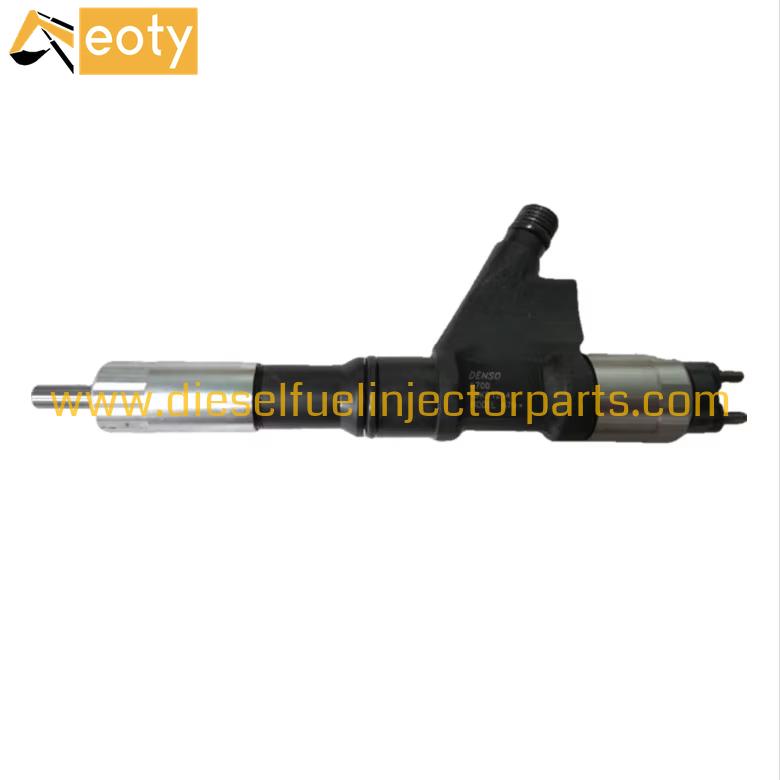 Common Rail Fuel Injector 095000-6700/6701 Remanufactured for Howo Truck Diesel Engine