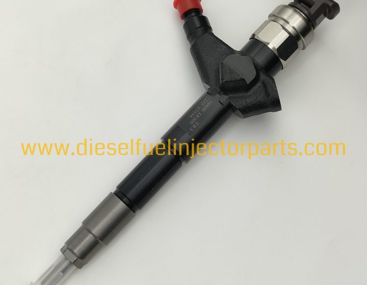 Common Rail Fuel Injector 16600-EB300 095000-5650 for Nissan Navara Pathfinder YD25 Engine