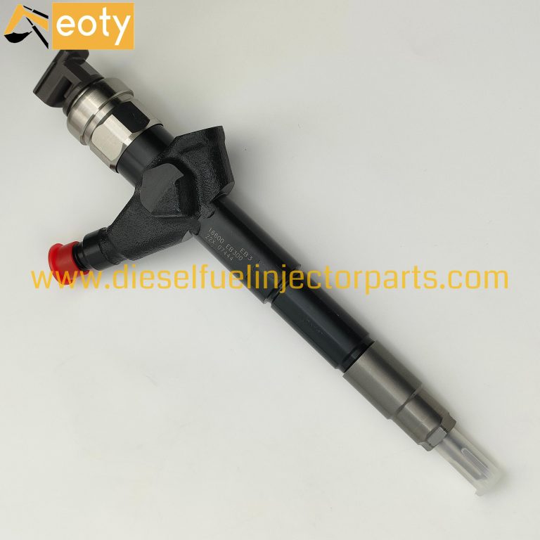Common Rail Fuel Injector 16600-EB300 095000-5650 for Nissan Navara Pathfinder YD25 Engine