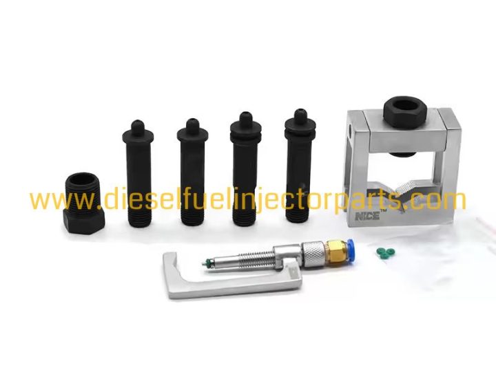 Universal Common Rail Fuel Injector Repair Kit Tool Clamp Fixture Set 15x15x5cm