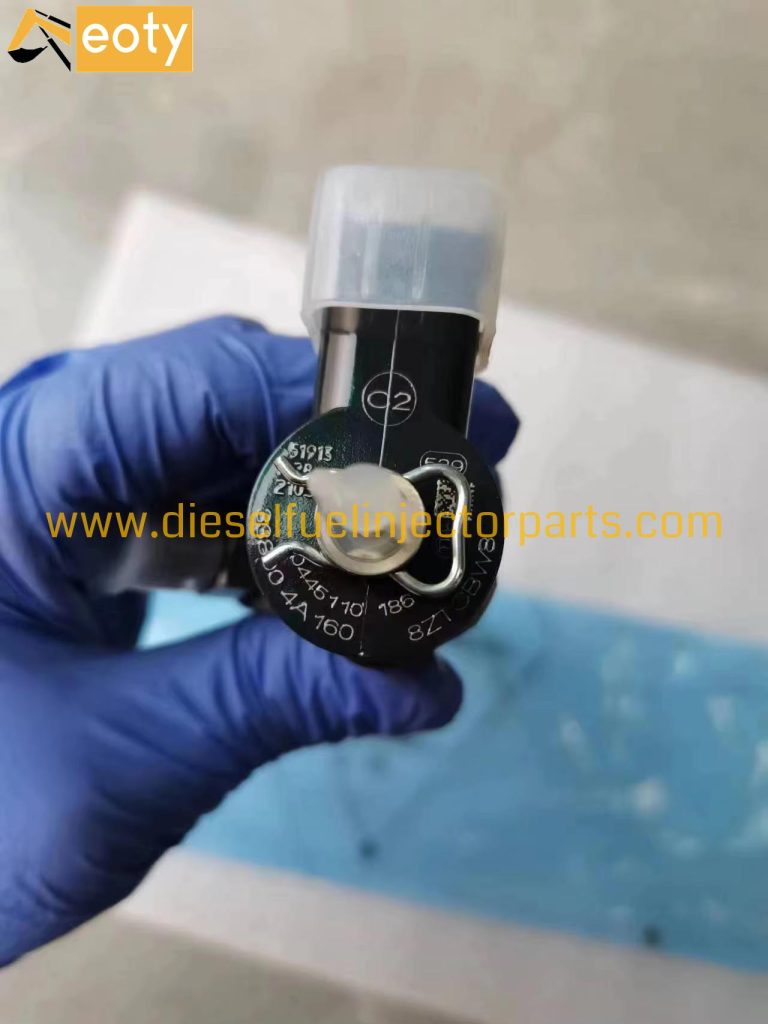 Common Rail Injector 0445110186 338004A150 for Hyundai KIA 2.5L D4CB Engine