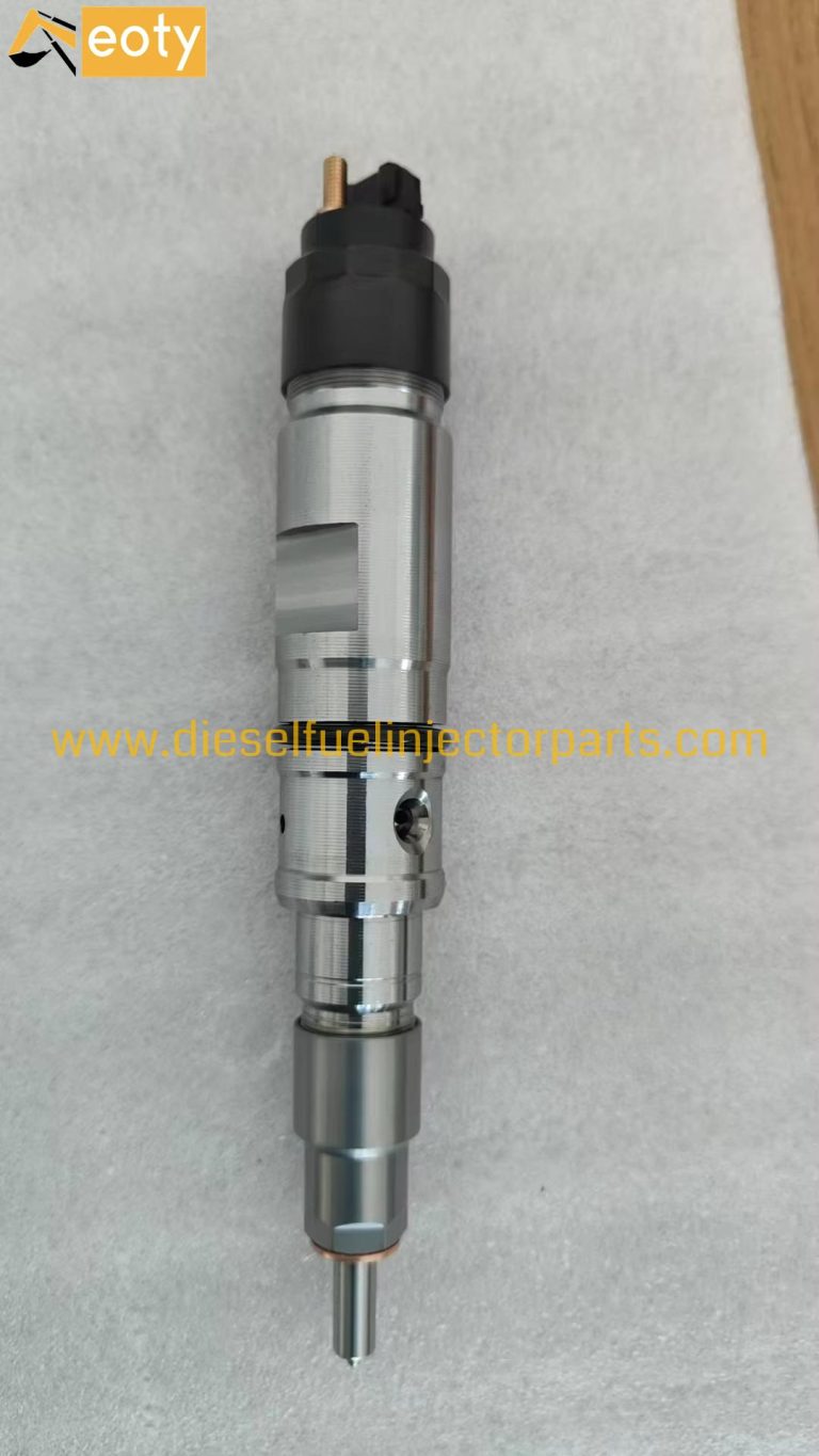 Common Rail Fuel Injector 0445120117 with Nozzle DLLA150P1712 for FAW J6 12.4L Diesel Engine