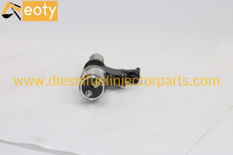 Isuzu 6HK1 Common Rail Injector 095000-0143/0145 8943921602 Diesel Fuel Injector