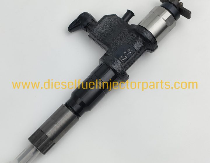 Isuzu 6HK1 Common Rail Injector 095000-0145 8-94392261-0 Diesel Fuel Injector Nozzle