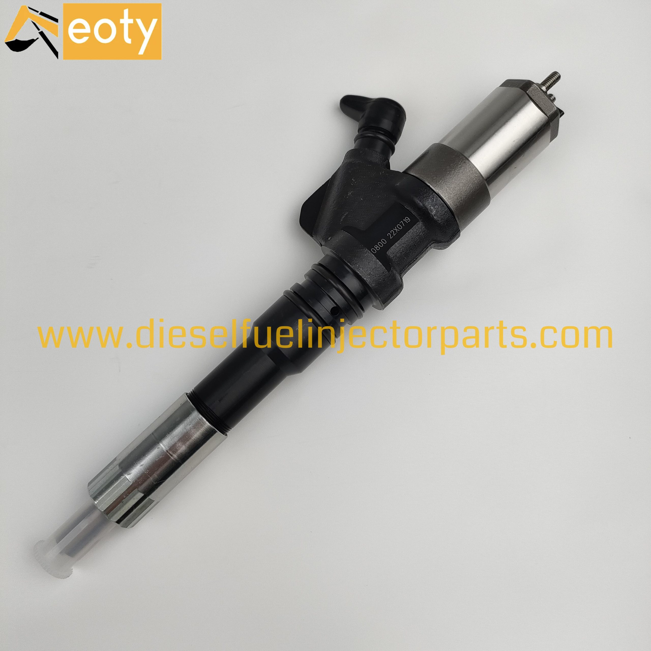 Reman Common Rail Injector 095000-0801 095000-0800 Komatsu 6156-11-3300 4D105