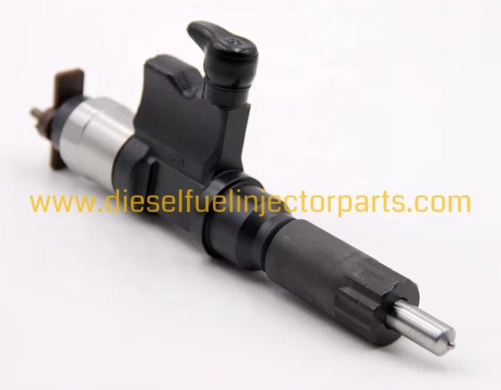 Isuzu 4HL1 Common Rail Injector 095000-5501 Remanufactured Diesel Fuel Injector