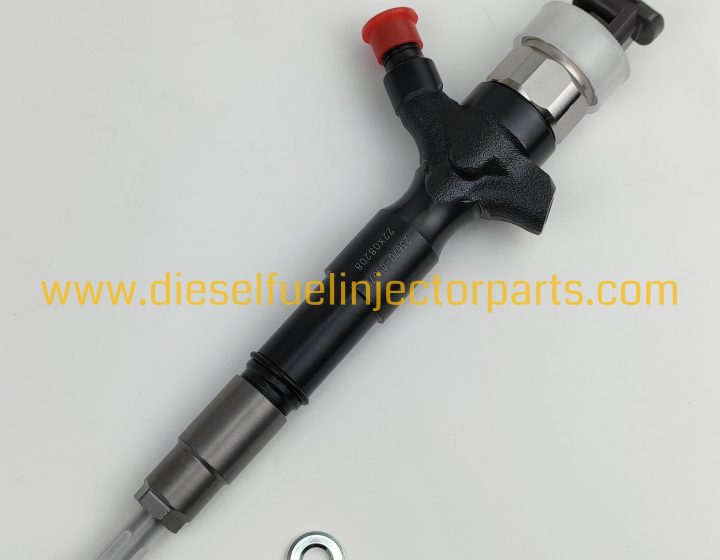 Common Rail Fuel Injector 095000-5920 23670-09070 for Toyota Hilux 1KD 2KD-FTV