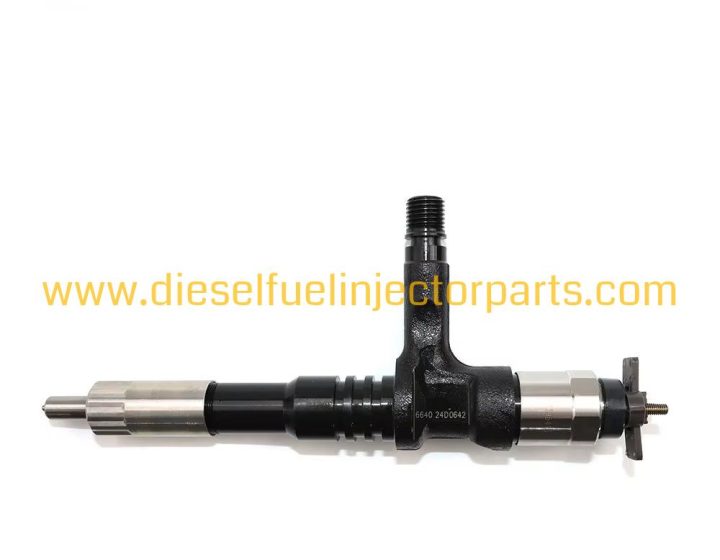 Komatsu SAA6D125 Common Rail Injector 095000-6640 6251-11-3200 Diesel Fuel Injector Nozzle