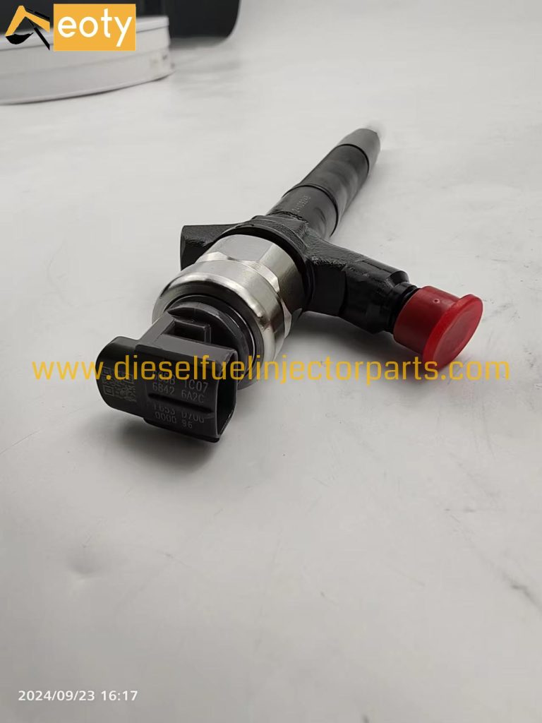 Toyota Land Cruiser 1VD-FTV Common Rail Injector 23670-59037 23670-59035 V8 D-4D