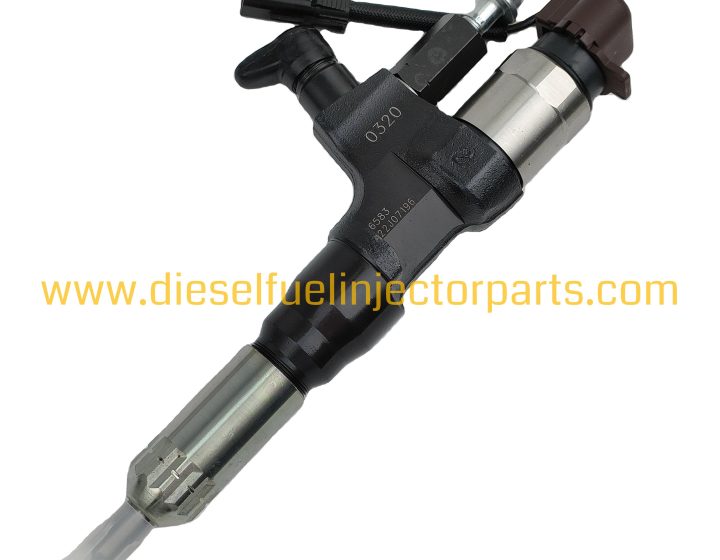 DENSO Common Rail Fuel Injector 095000-6581/6582/6583 23670-E0320 330PS for Diesel Engine
