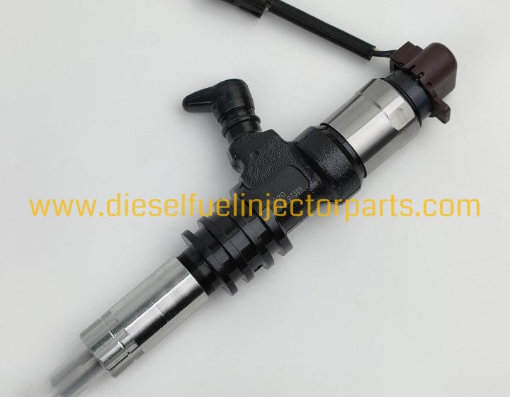 Mitsubishi 6M60 Common Rail Injector ME306398 095000-8920 Diesel Fuel Injector Nozzle