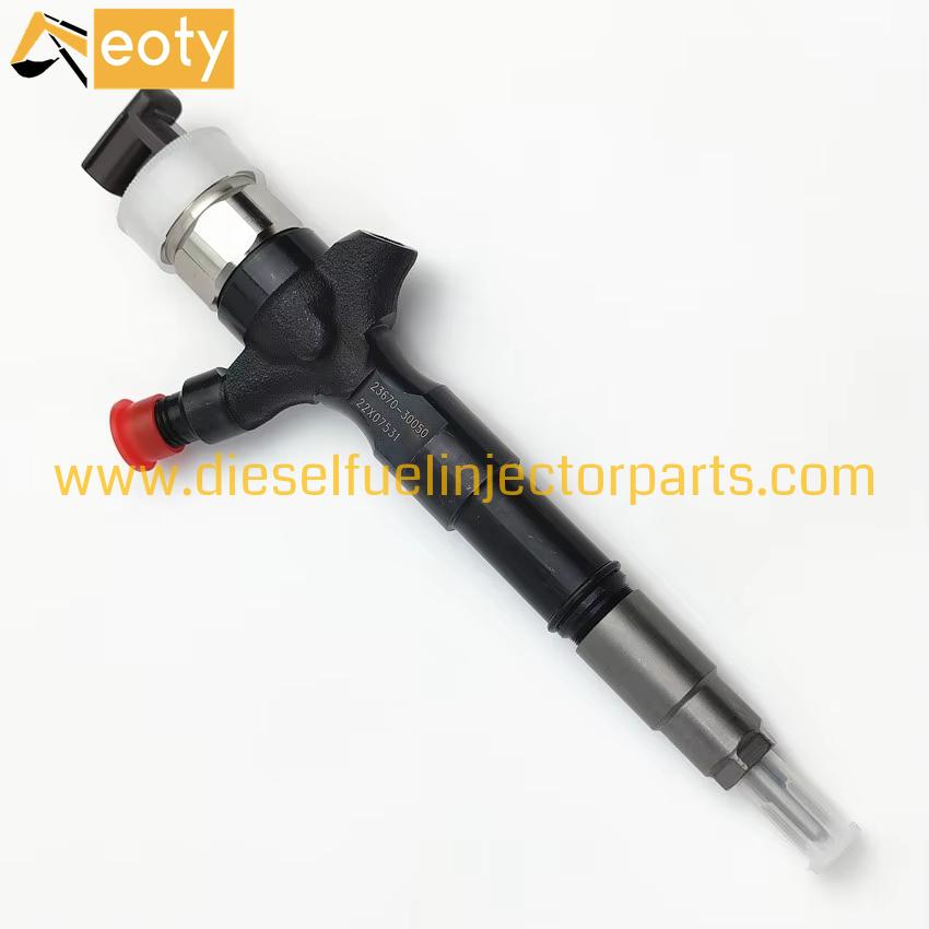 DENSO Common Rail Fuel Injector 095000-5881 23670-30050 for Toyota 2KD-FTV Diesel Engine