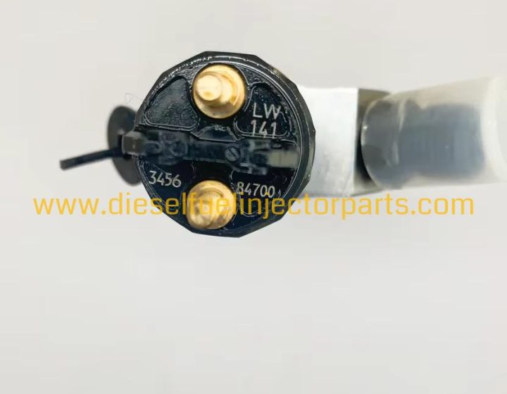 Weichai WD10 Common Rail Injector Nozzle 0445120149 0445120169 0445120213 0445120214 Dlla152p1768