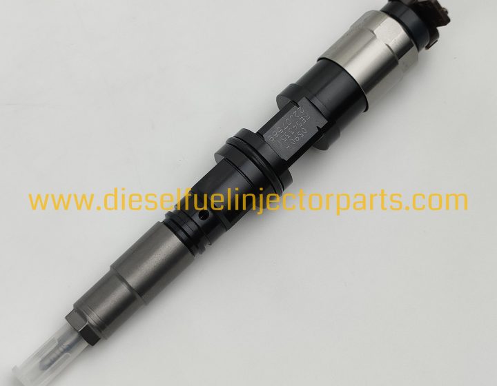 John Deere 6090HT Common Rail Injector RE543606 295050-0600 Diesel Fuel Injector Nozzle