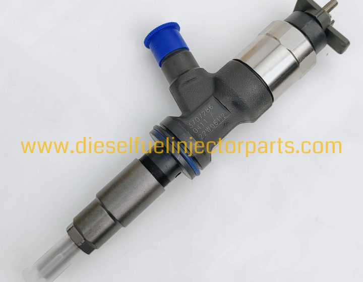 BT Engine Common Rail Fuel Injector 295050-2681 / 295050-2780 for Diesel Fuel System