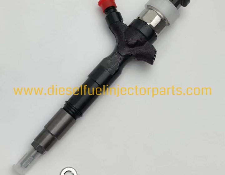 DENSO Common Rail Fuel Injector 23670-39316 095000-7780 for Toyota Hilux 2.5L D-4D Euro4