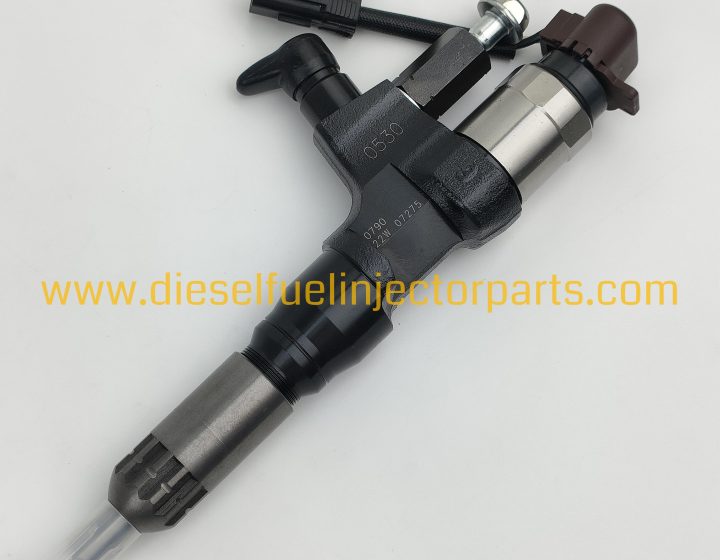 Hino J08E Common Rail Diesel Injector 23670-E0530 / 295050-0790 Remanufactured