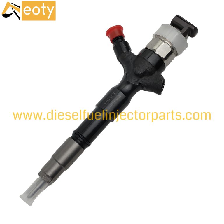 Common Rail Fuel Injector 23670-0L110 295050-0810/0540 for Toyota 2KD-FTV Engine