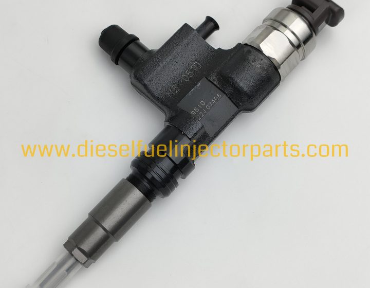 Reman Common Rail Fuel Injector 095000-9510 / 23670-E0510 for Excavator Diesel Engine