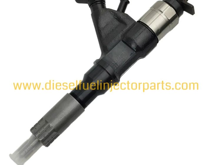 DENSO Common Rail Fuel Injector 295050-2130 / 095000-0881 for Diesel Engines